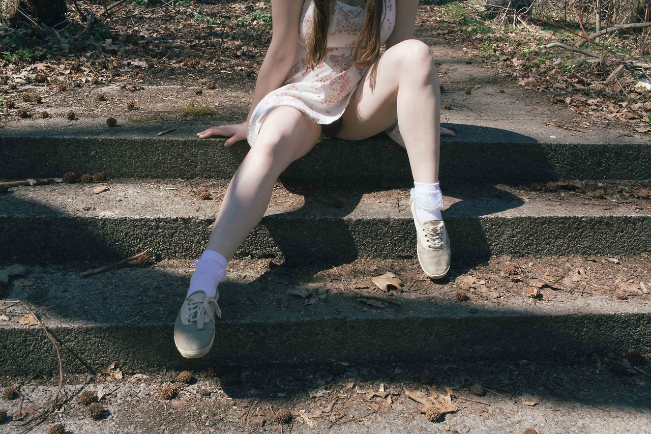itsallforhispleasure: anxiously awaiting the return of spring/sundresses/bare legs/sun