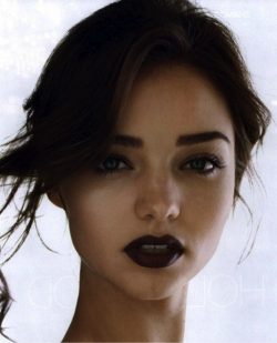fyvictoriasecretangels:  http://fyvictoriasecretangels.tumblr.com/