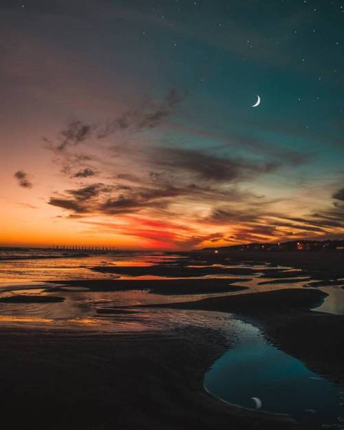 matialonsorphoto:beach dreamsmore on my instagram @matialonsor 