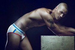 lesliaisonerotiques:  Paolo Roldan photographed by Brent Chua for Bench Body! 