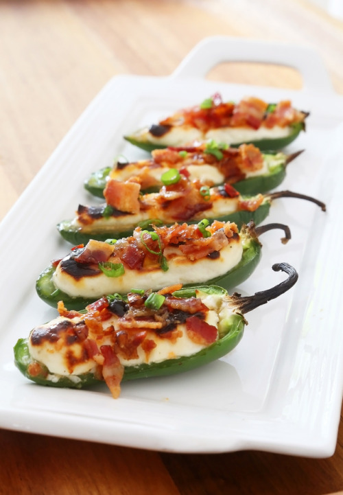 guardians-of-the-food:Bacon Goat Cheese Jalapeno Poppers