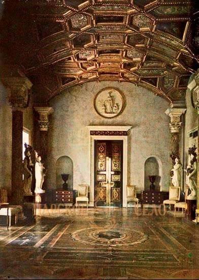 aw-laurendet:  Autochromes taken of the interiors of the Catherine Palace at Tsarskoe