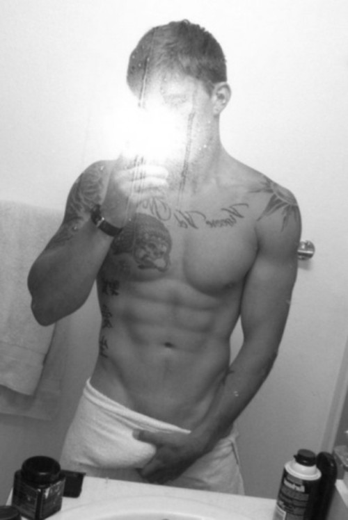 wowcocks:  What’d you want, what you gonna do? ; ) More at http://wowcocks.tumblr.com | http://wowabs.tumblr.com