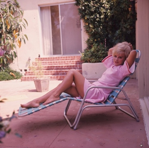 creepingirrelevance: billyhopkinson: Elke Sommer(At least one of these photos is reversed.)