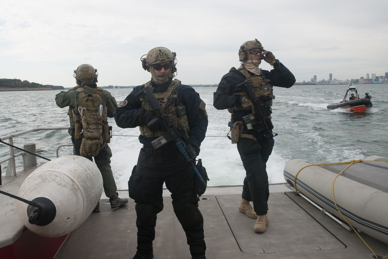 Military Armament Members Of The Coast Guard S Maritime Security