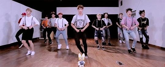 hanwooz: very nice x dance practice 