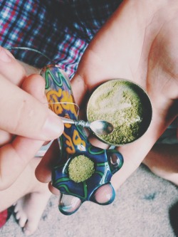 princess-purp:  ☮ weed blog ☮