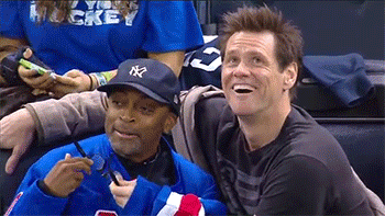 chellzisyeezus:  king-emare:  sizvideos:  Spike Lee and Jim Carrey clown around at MSG - Video  omgggggg  Jim Carrey is my ultimate favorite