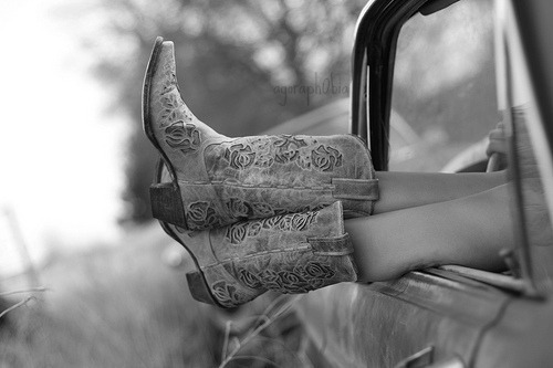 ingbrush:  Cowboy Boots sur We Heart It. adult photos