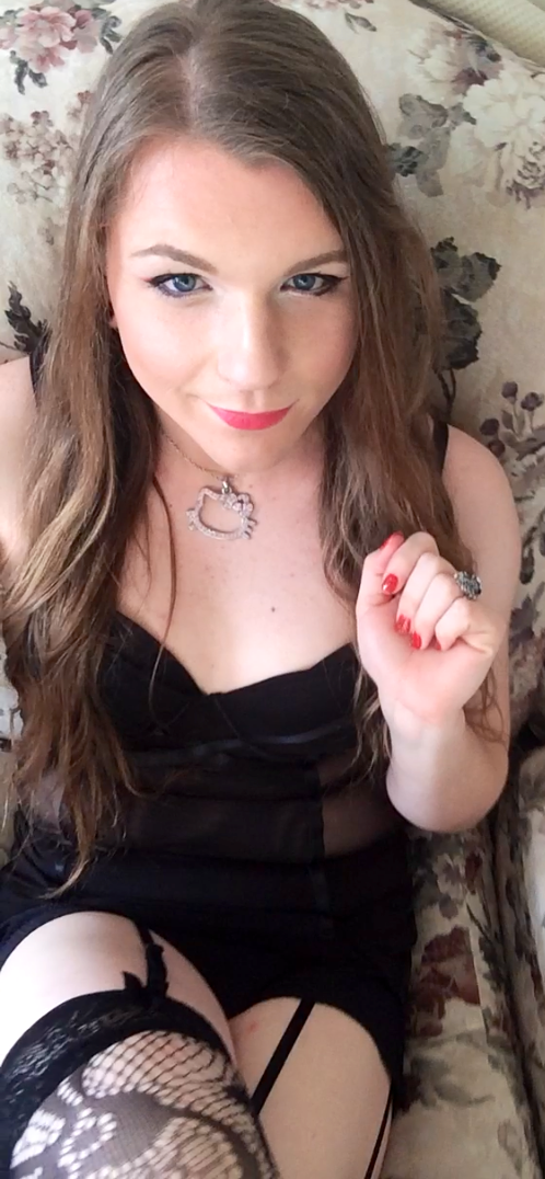 sissycharli:  So if i had an amazon wishlist would you guys buy me stuff?? I promise