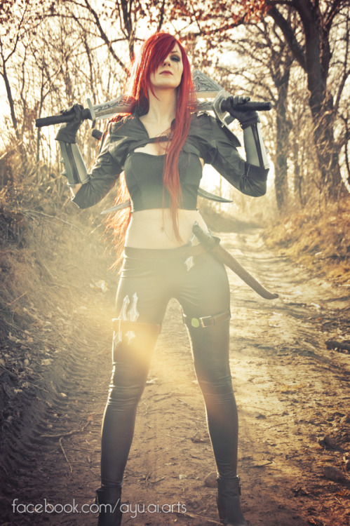 sharemycosplay:  #cosplayer Ayu-ai with her first entry into the scene with this amazing Katarina fr