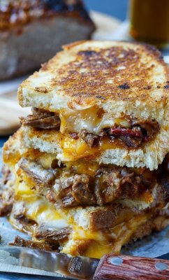 beef-n-bourbon:Grilled cheese brisket sandwich