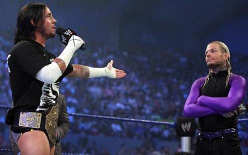 sassy-tripleh:[ + Jeff Hardy vs. CM Punk ] 