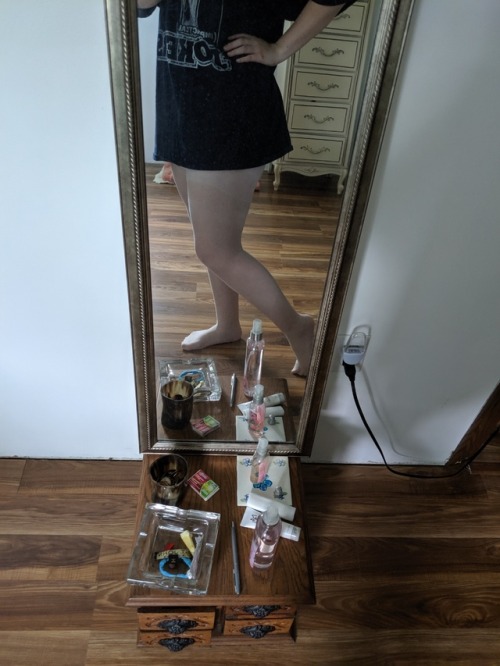 Her roommate ‘accidentally’ left in the bathroom… pantyhose?  no, the label clearly says ‘Pea