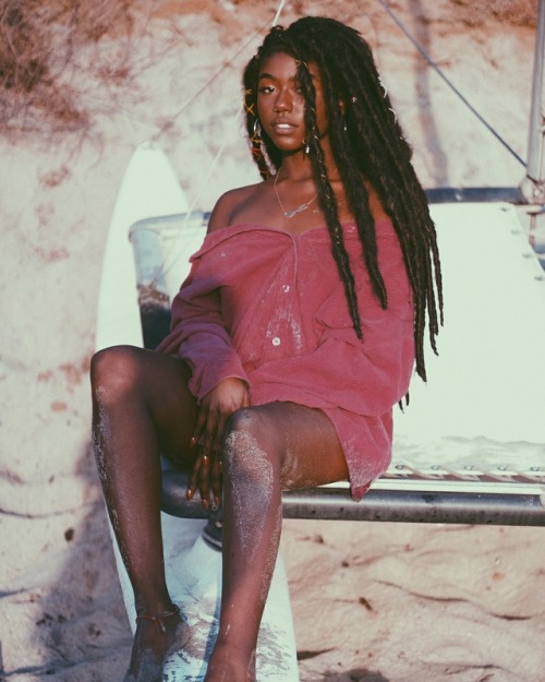 blackgrlsaremagic: @maurijuice Dreadian Girl