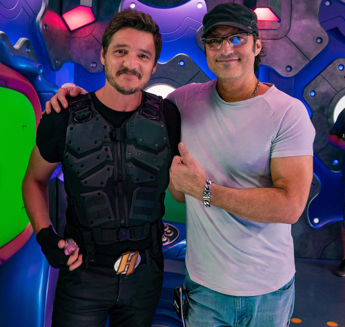 a7estrellas:Pedro Pascal and Robert Rodriguez - on set We Can Be Heroes