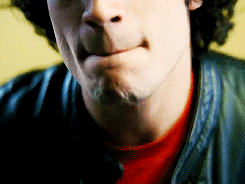 nomortalblade:  the strokes → Reptilia → Fabrizio Moretti [3/6] 