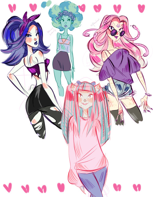 narurainbow:felt like sketching monster high—-