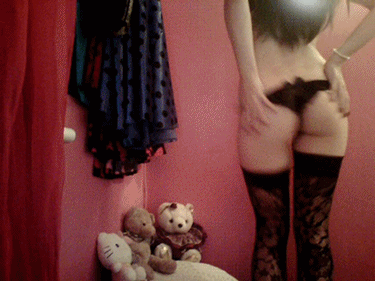 im-sirs-princess:  Theme of the Day: With Stuffies 