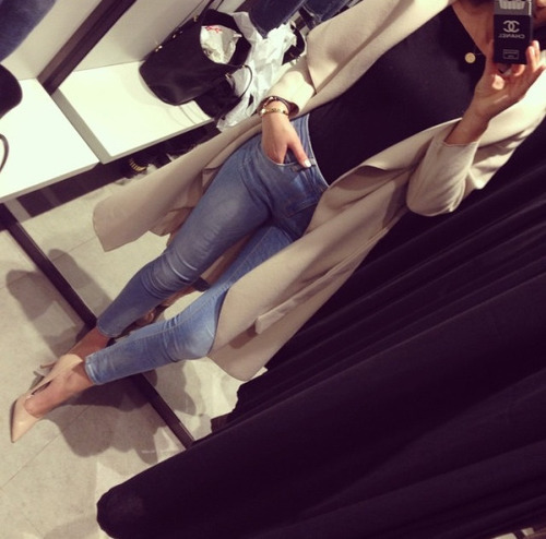 glamorous-diamond:  Coat  Jeans  Heels  