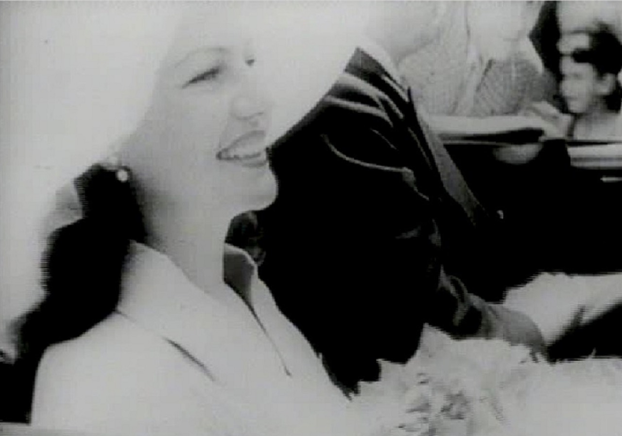 cansinofan:  Rita Hayworth , big smikle - on her wedding day marrying Aly Khan which