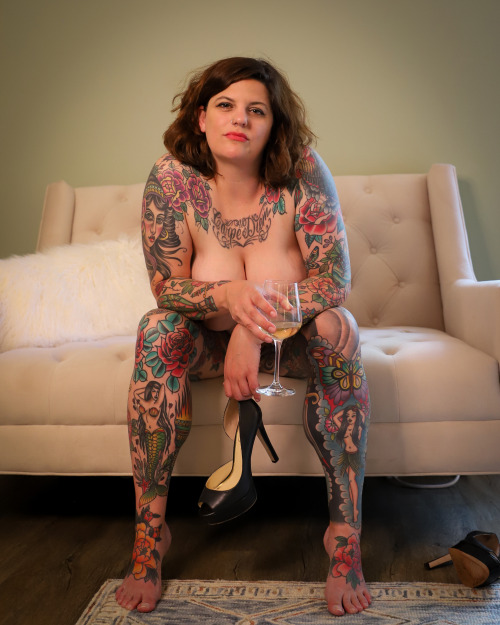 Carrie Capri Heavily Tattooed Woman