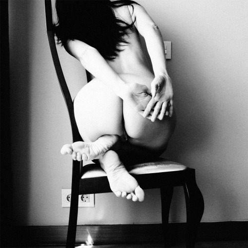 e-katya-me:CAPTIVE by siannia edited by J.Felix
