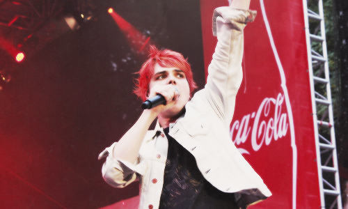 My Chemical Romance Sucks