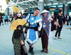 drakonlord:  A couple really nice cosplays I took from day one and two of Anime Expo 2014  I&rsquo;m the Painted Lady with the Suki and Sokka! Thanks for posting! :)