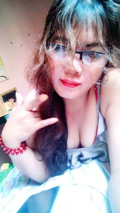 taipingmassageforwomenonly: Milf ni tips dia  Korang kena puji lambung2 Walaupun dia matang n tua.  