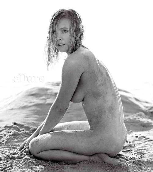 hotsexyfemalecelebs:  Kristen Bell in Allure porn pictures