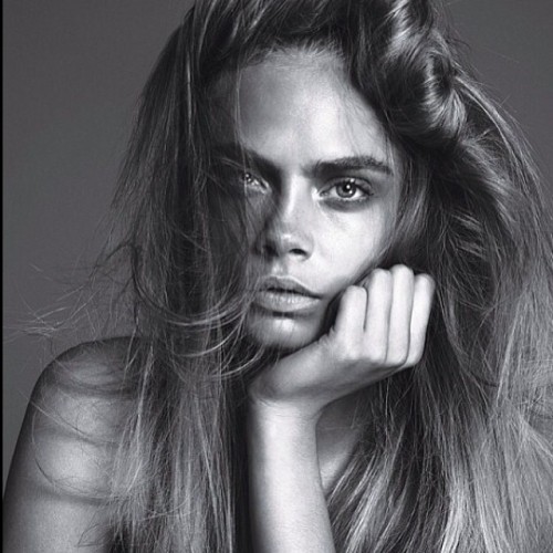 Love her @caradelevingne #beauty