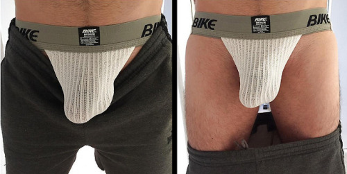 realbroswearbike: Awesome BIKE bulge broThanks to @billypumper