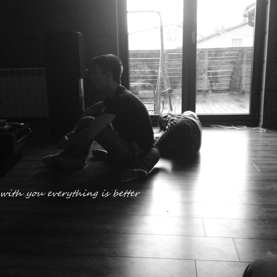7th-januaryy:  why im laying on the floor lol