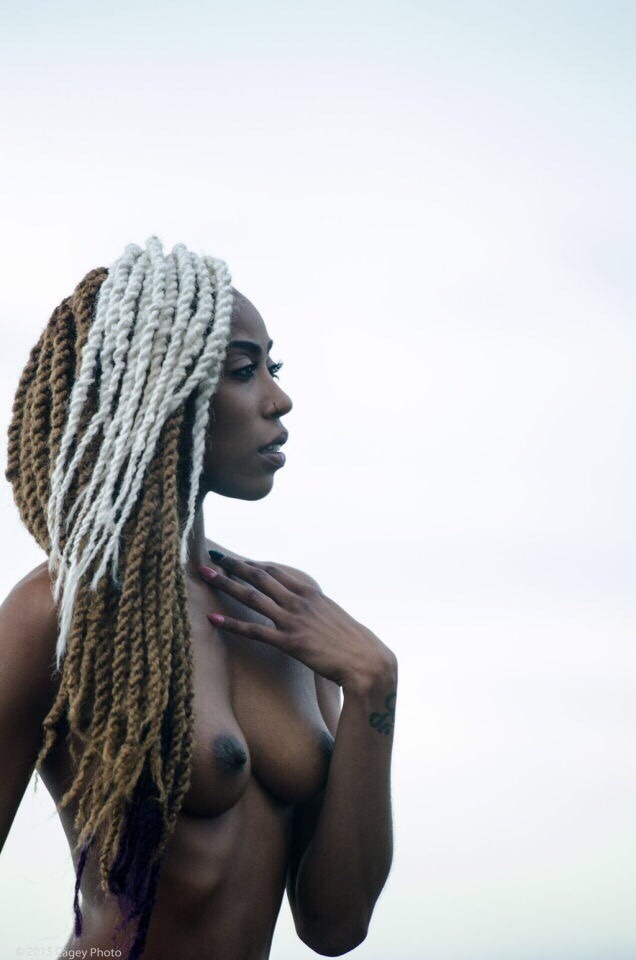 NATILUS (B) BLACC WOMEN
