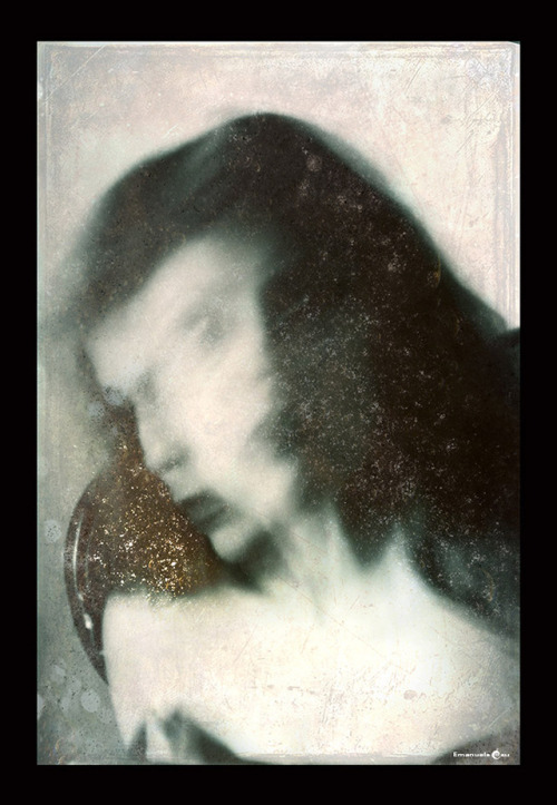 emanuelacauphoto: © Emanuela Cau autoportrait blog-  Facebook- Instagram