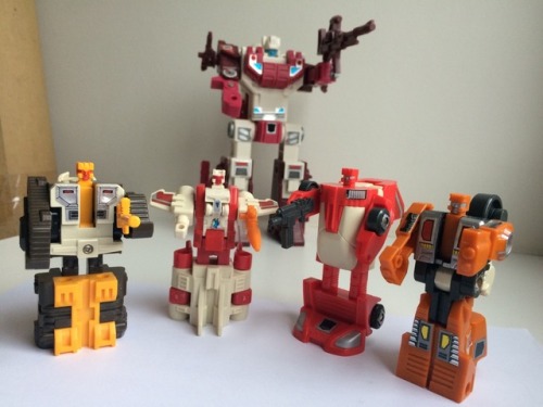 It’s time for TECHNOBOTS, combining to form the mighty COMPUTRON!Led by the previously-profiled Scat