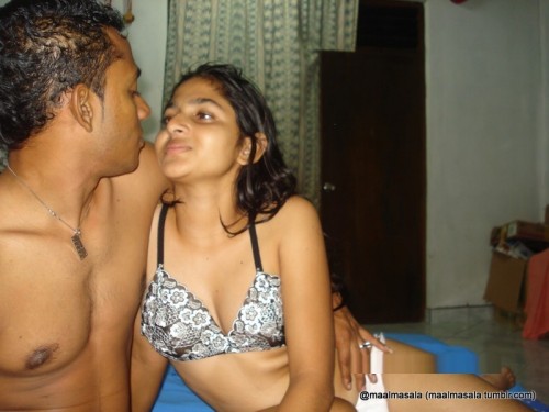 XXX maalmasala:  Cute Young Desi Girl Fucking photo