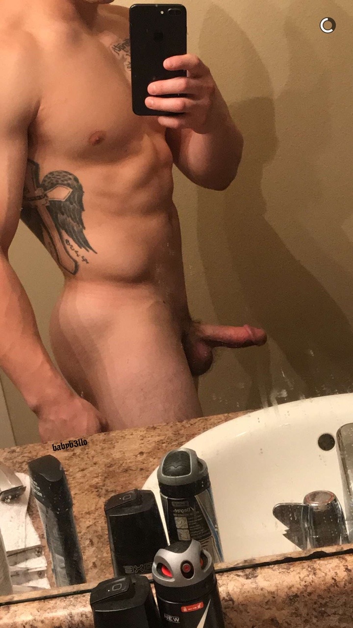 renzo-559: 559-adam:   cheatingonmynovio:  Fresno Fag  HOT 🔥   Fuck hes 🔥🔥🔥
