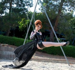 getsuswet:  intimatecreations:  I love swings…and swinging ;-)  Swinging is fun ~Nikki