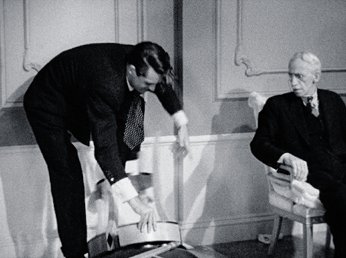 genekellys:  CARY GRANT in THE AWFUL TRUTH dir. Leo McCarey 