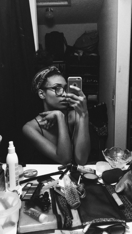 earthtoreyna:  Happy Blackout my beautiful and radiant brothas and sistas. 