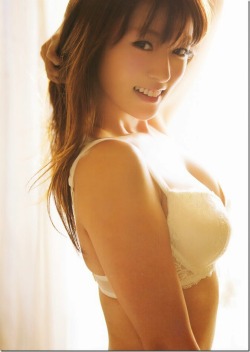 a-beautiful-g:  深田恭子 : Kyoko Fukada