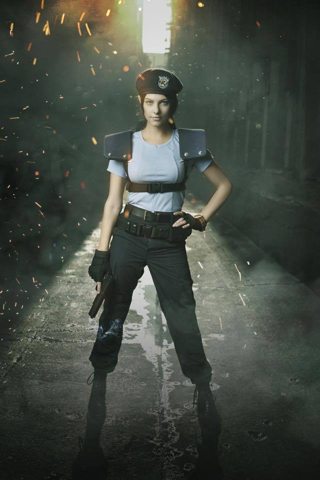 cosplayandgeekstuff:    Julia Voth (USA) as Jill Valantine. Photos:    ©2016 