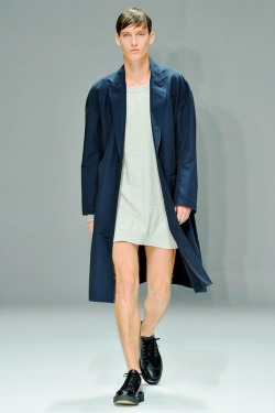 hommesclub:  Dzhovani Gospodinov | DRESSEDUNDRESSED SS15 MBFW Tokyo