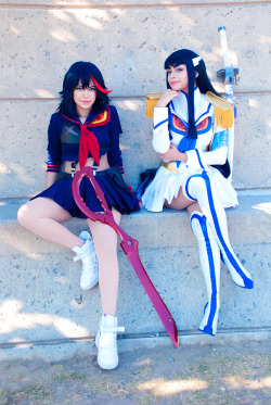 sharemycosplay:  Cosplayers Technoranma &amp; Glay as #RyukoMatoi &amp; #SatsukiKiryuin from #KilllaKill! #cosplay #anime http://technoranma.deviantart.com/ Ryuko Matoi http://glay.deviantart.com/  http://anatra.deviantart.com/ (Photographers) Interviews,