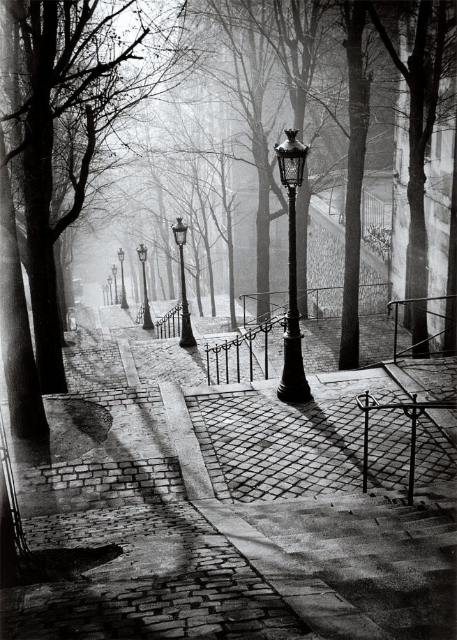m3zzaluna:  © brassaï, les escaliers de montmartre, paris, 1936 » big thanks