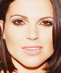 missdontcare-x:Flawless cast of OUAT ➻ Lana Parrilla“I just started working with some new makeup and