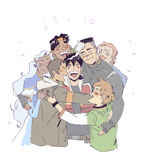 claraenced: Happy Birthday Keith, your big alien family loves you &lt;3