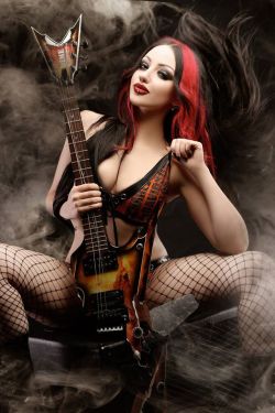 tits-tats-n-tutus:  Dani DivineRIP Dimebag Darrell! Gorgeous Freaks Magazine  Cover, interview and feature out now! Photography by Doll House Photography Outfit by Wicked Lester Clothing MUAH by Zanett Make Up Artist 